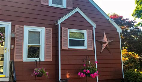 metal stars on houses meaning swingers|Do Stars on the Sides of Homes Indicate the Residents are 'Swing.